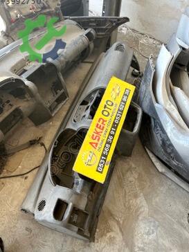 Opel Corsa Göğüs çıkma parça