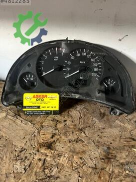 Opel Corsa Km Saati çıkma parça