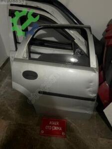 Opel Corsa Sağ Arka Kapı çıkma parça
