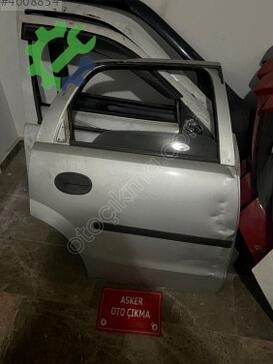 Opel Corsa Sağ Arka Kapı çıkma parça