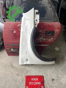 Opel Corsa Sağ Ön Çamurluk çıkma parça