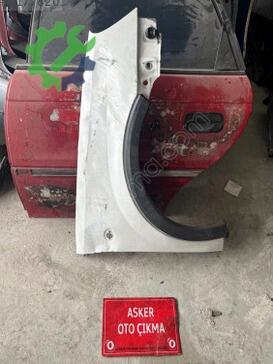 Opel Corsa Sağ Ön Çamurluk çıkma parça