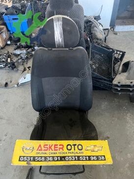 Opel Corsa Sağ Ön Koltuk çıkma parça