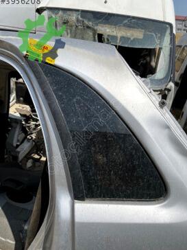 Opel Corsa Sol Arka Kelebek Camı çıkma parça