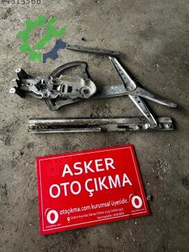 Opel Corsa Sol Ön Cam Krikosu çıkma parça