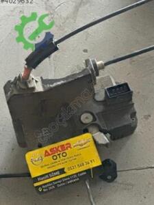 Opel Corsa c sol ön kapı kilidi