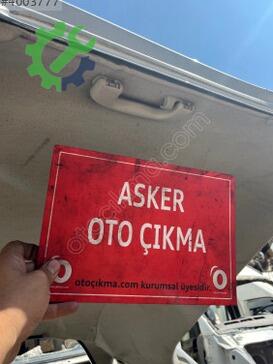 Opel Corsa Tavan Lambası çıkma parça