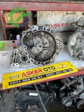 Opel Corsa Şanzıman Komple çıkma parça