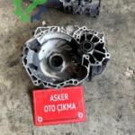 Opel Corsa E otomatik şanzıman ön kutusu