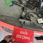 Opel Corsa F kaput kilidi plastiktigi