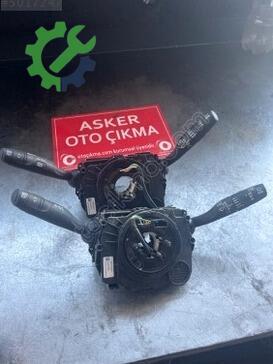 Opel Crossland Sinyal Kolu çıkma parça