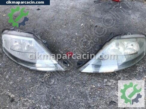 Citroen C3 Sağ Ön Far çıkma parça