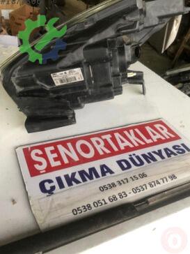 Renault Symbol Sağ Ön Far 260102414R çıkma parça