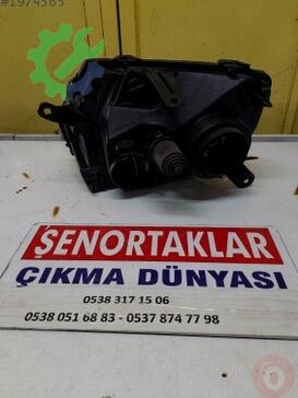Dacia Duster Sağ Ön Far çıkma parça
