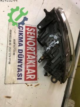 Dacia Duster Sağ Ön Far 260101133R çıkma parça
