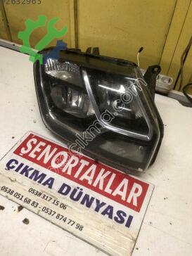 Dacia Duster Sağ Ön Far 260100156R çıkma parça