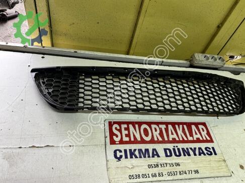 Dacia Logan Tampon Izgarası 8200604721 çıkma parça