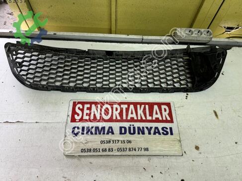 Dacia Logan Tampon Izgarası 8200604721 çıkma parça