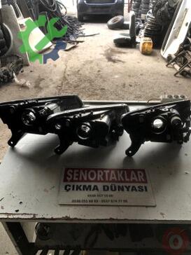 Dacia Logan Sol Ön Far 260608494R çıkma parça