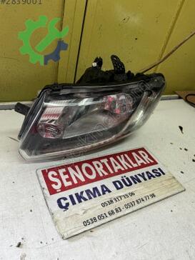 Dacia Sandero Sol Ön Far 260608494R çıkma parça