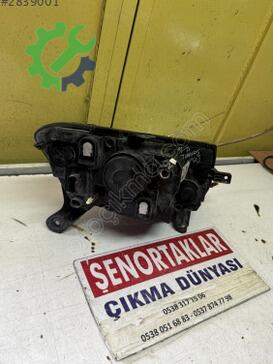 Dacia Sandero Sol Ön Far 260608494R çıkma parça