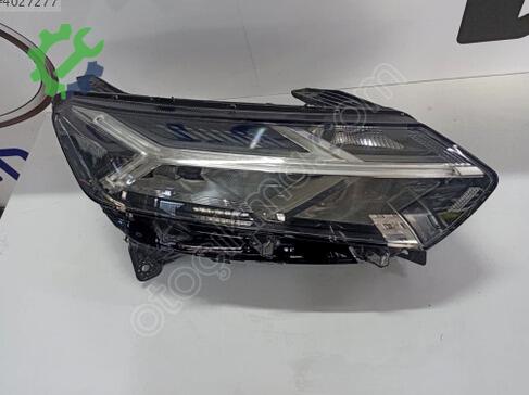 Dacia Sandero LED Far 2020-2023 çıkma parça