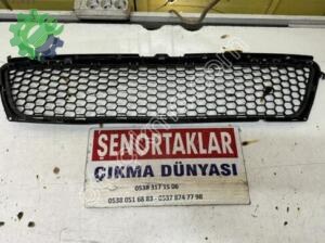 DACİA SANDERO ORİJİNAL ÖN TAMPON IZGARA