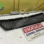 DACİA SANDERO ORİJİNAL ÖN TAMPON IZGARA