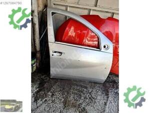 dacia sandero eski model sağ ön kapı