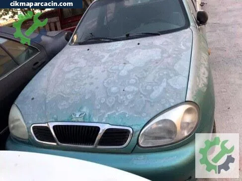 Daewoo Lanos Ön Çamurluk çıkma parça