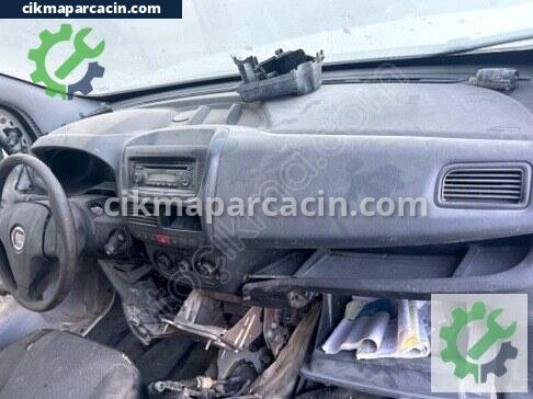 Fiat Doblo Göğüslük çıkma parça