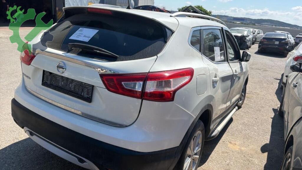 Nissan Qashqai Kapı (Ön Sağ) çıkma parça
