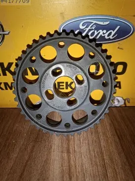 Volvo XC40 Eksantrik Dişlisi çıkma parça