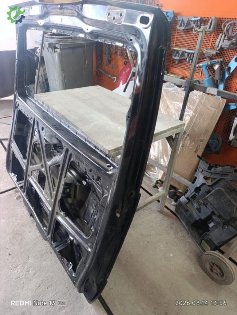 Mercedes-Benz Vito Bagaj Kapağı çıkma parça