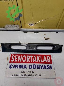 Fiat Bravo Ön Panjur çıkma parça