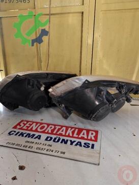 Fiat Doblo Sağ Ön Far 43680383 çıkma parça