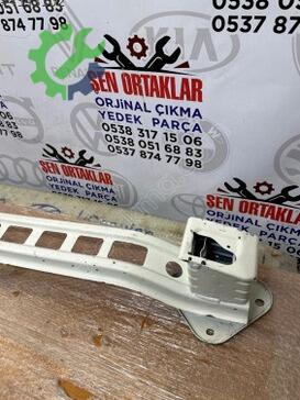 Fiat Egea Arka Tampon Demiri 52148810 çıkma parça