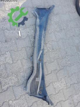 Fiat Fiorino Ön Cam Izgarası çıkma parça