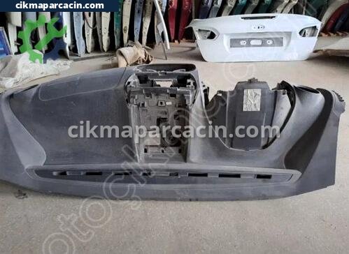 Fiat Fiorino Göğüs çıkma parça