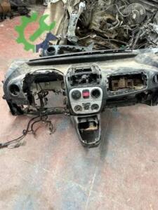 Fiat fiorino ön göğüs dolu