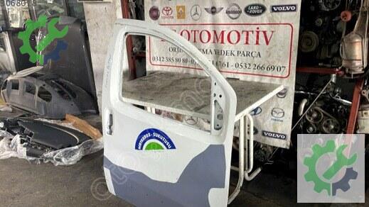 Fiat Fiorino Sağ Ön Kapı çıkma parça