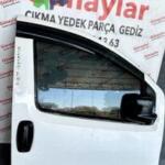 FİAT FİORİNO SAĞ ÖN KAPI