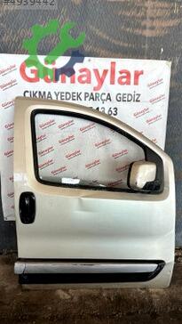 Fiat Fiorino Sağ Ön Kapı çıkma parça