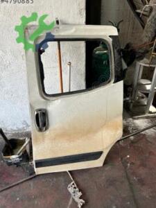 Fiat fiorino sol arka kapı