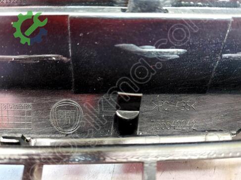 Fiat Linea Ön Panjur 735542242 çıkma parça
