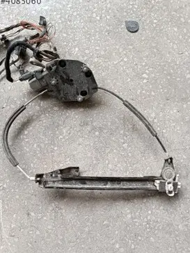 Fiat Linea Sol Arka Cam Krikosu çıkma parça