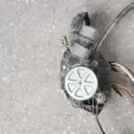 FİAT LİNEA SOL ARKA KAPI CAM KRİKOSU ELEKTRİKLİ ORJİNAL ÇIKMA