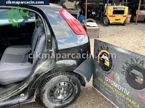 Fiat Punto Sol Arka Çamurluk çıkma parça