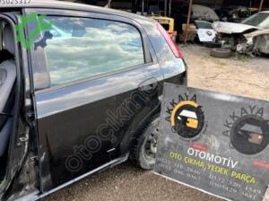Fiat Punto Sol Arka Kapı (06-12) Orjinal Çıkma