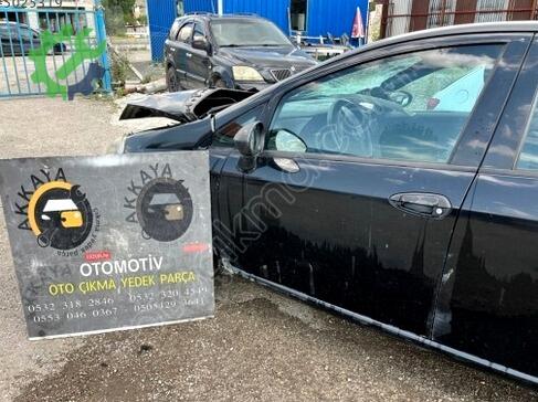 Fiat Punto Sol Ön Kapı 06-12 çıkma parça